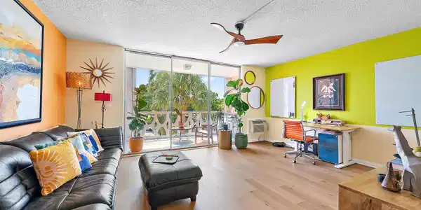 15 S Golfview Road