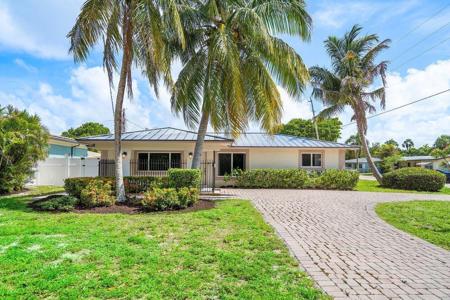 2500 NE 20th Street
