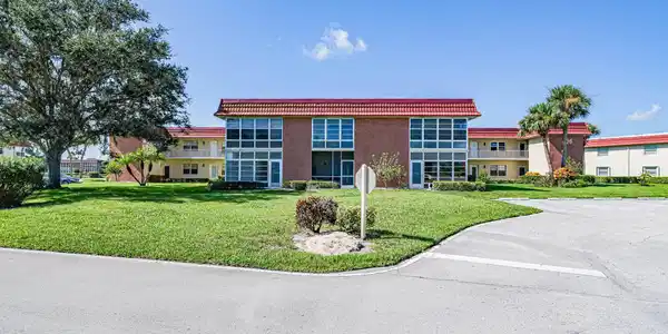 106 Spring Lake Court