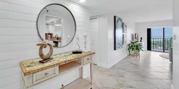 801 S Ocean Drive