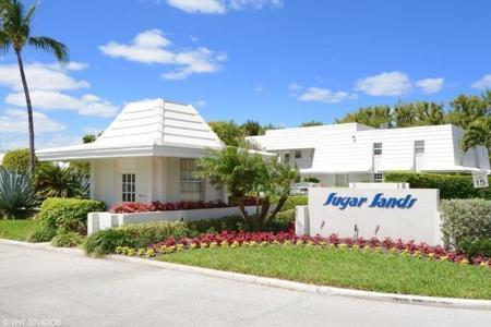 1205 Sandy Lane