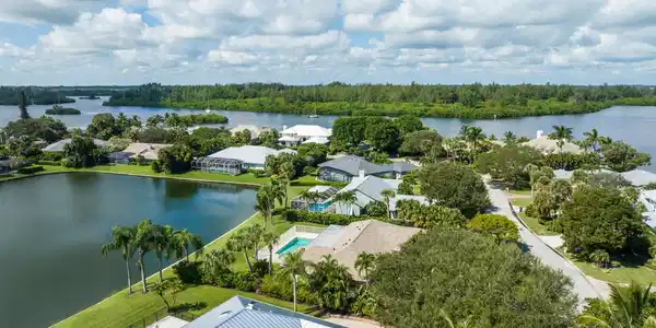 36 Cache Cay Drive