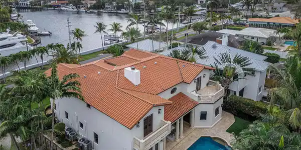 701 Cordova Rd