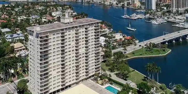 2500 E Las Olas Blvd
