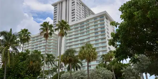 3900 Galt Ocean Dr