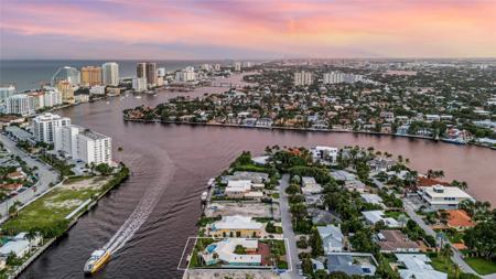 608 Intracoastal drive