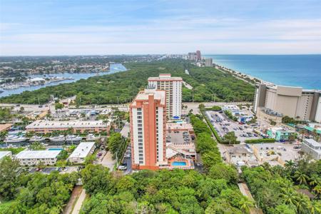 3000 E Sunrise Blvd