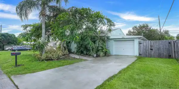 1793 NE 23rd Drive