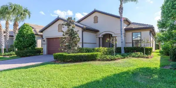 557 SE Monet Drive