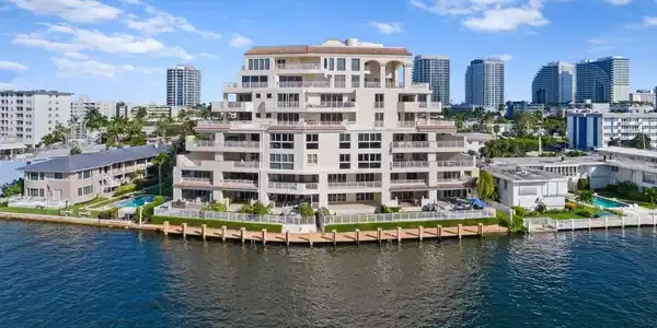615 Bayshore Drive