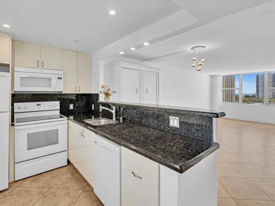 201 N Ocean Boulevard