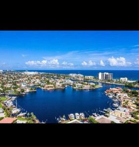 270 Captains Walk