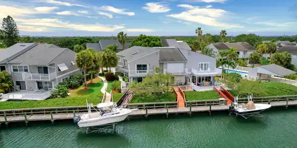 2540 Harbour Cove Drive