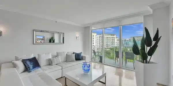 99 SE Mizner Boulevard