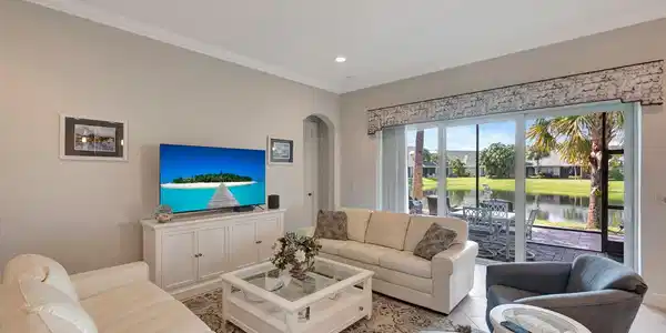 4325 Baseline Dr