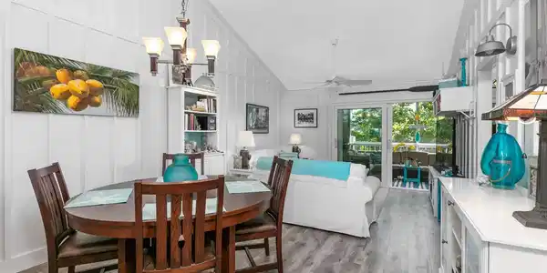 1421 NE 14th Court