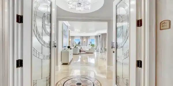1 N Ocean Boulevard