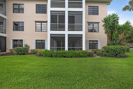 300 N Highway A1a