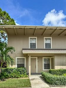 9279 SE Riverfront Terrace