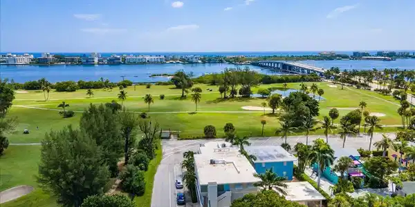 131 N Golfview Road
