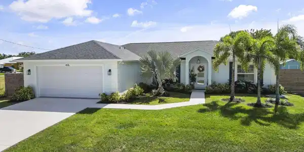 476 SE Nome Drive