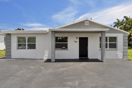 138 E 22ND Court