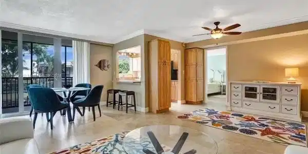 1238 Hillsboro Mile