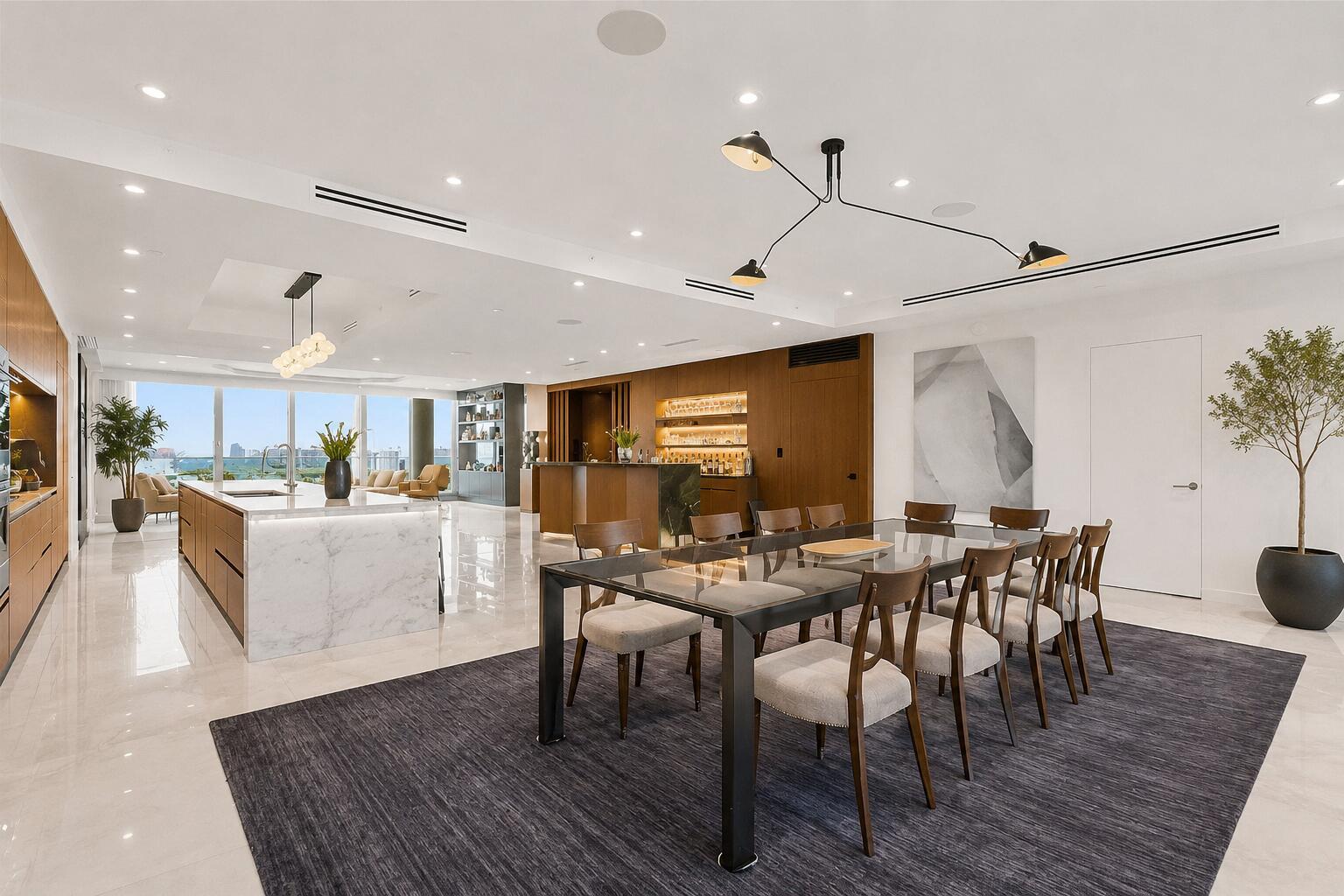 Image 2: Expansive Open Dining with City to Ocean Views
