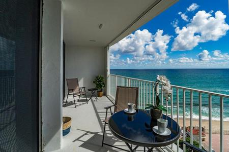3590 S Ocean Boulevard