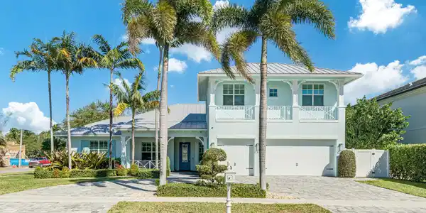 301 NE 7th Street