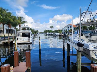 1421 S Ocean Blvd