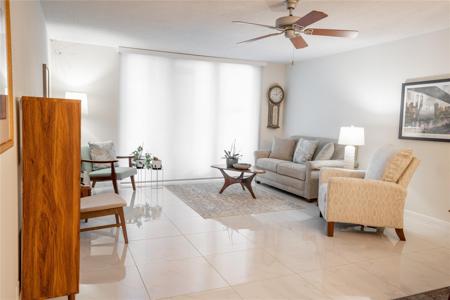 1147 Hillsboro Mile