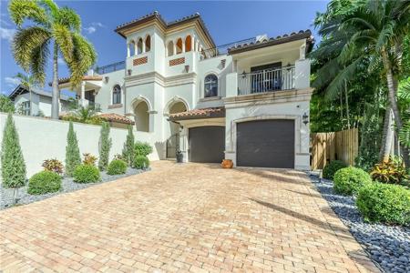 118 SE 11th Ave