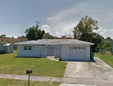 785 First St