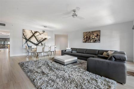 1228 Hillsboro Mile
