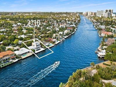 2110 Intracoastal Dr