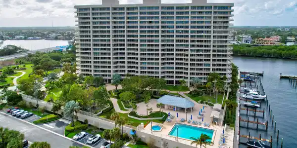 4101 N Ocean Boulevard