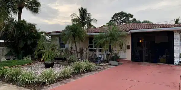 1609 N J Ter Terrace