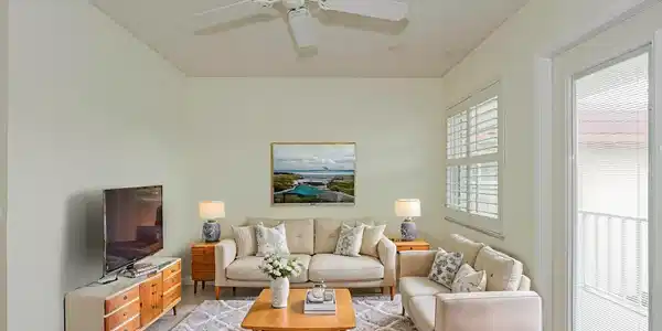 108 Springlake Court