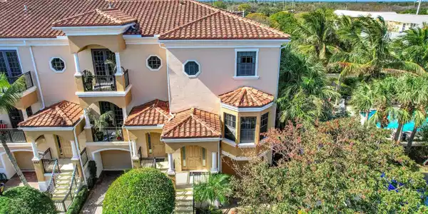605 Del Sol Circle