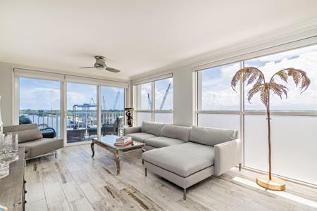 3901 S Flagler Drive