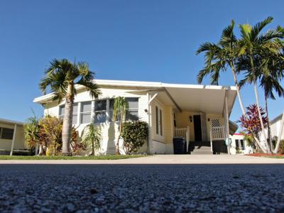 400 N Highway A1a