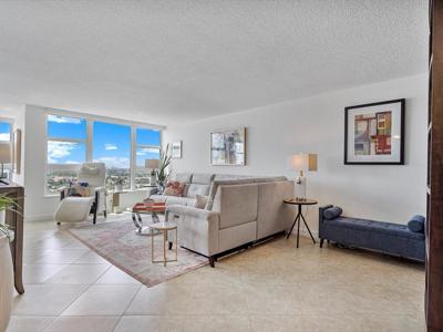 1620 S Ocean Blvd