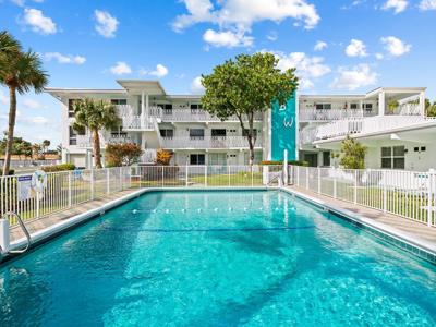 1751 S Ocean Blvd