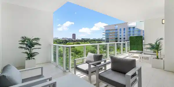 200 SE Mizner Boulevard