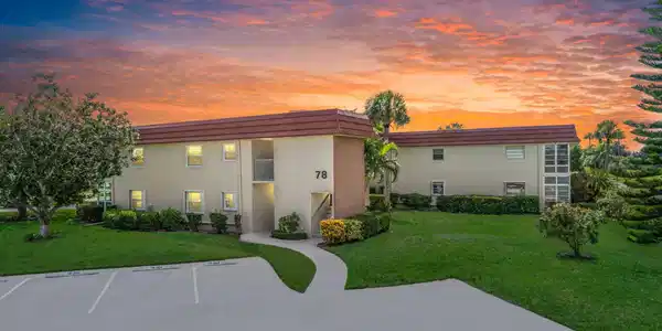 78 Royal Oak Drive