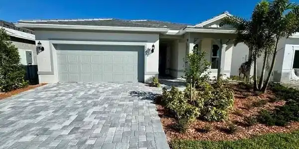 1346 Haven Circle