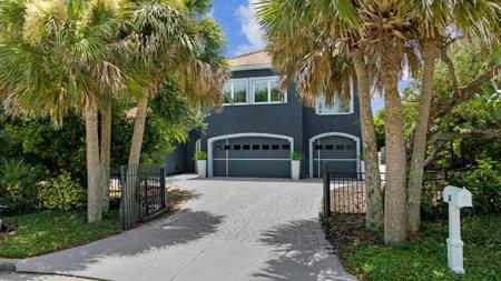35 Caribbean Way
