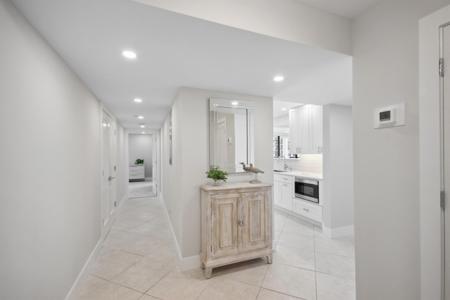 123 Lakeshore Drive