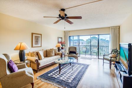 300 N Highway A1a